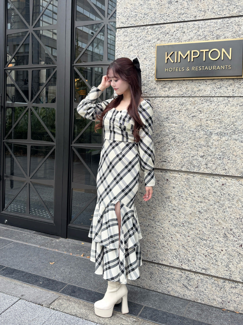 snap0254 – M me eme