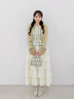 model：164cm　(size：F　color：White check)