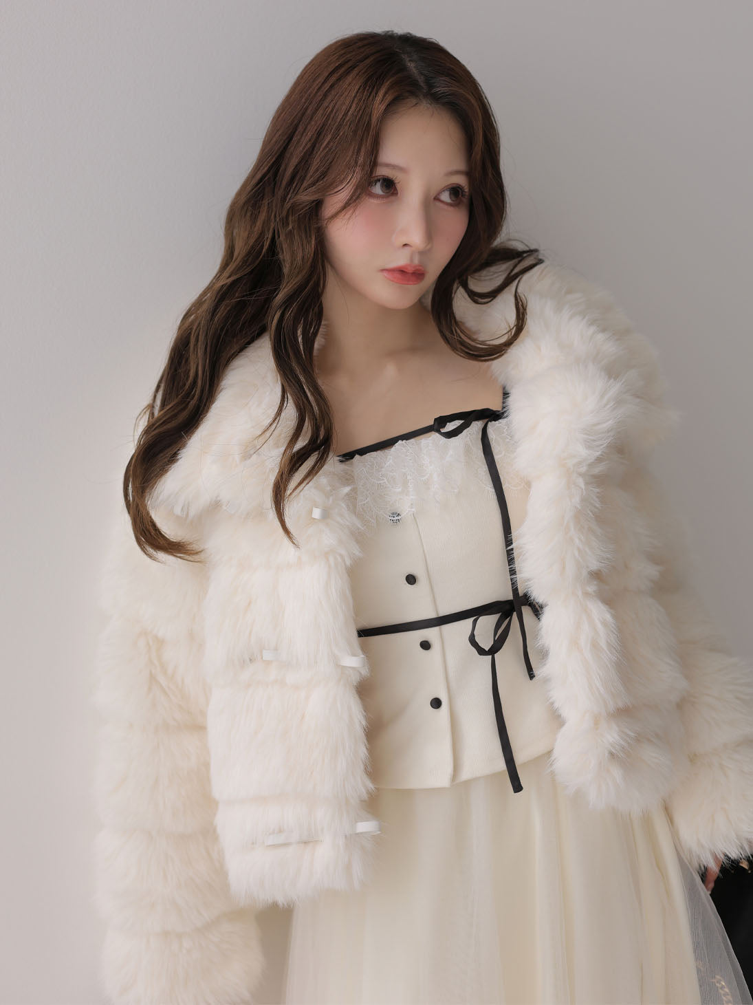 ALL ITEM – M me eme