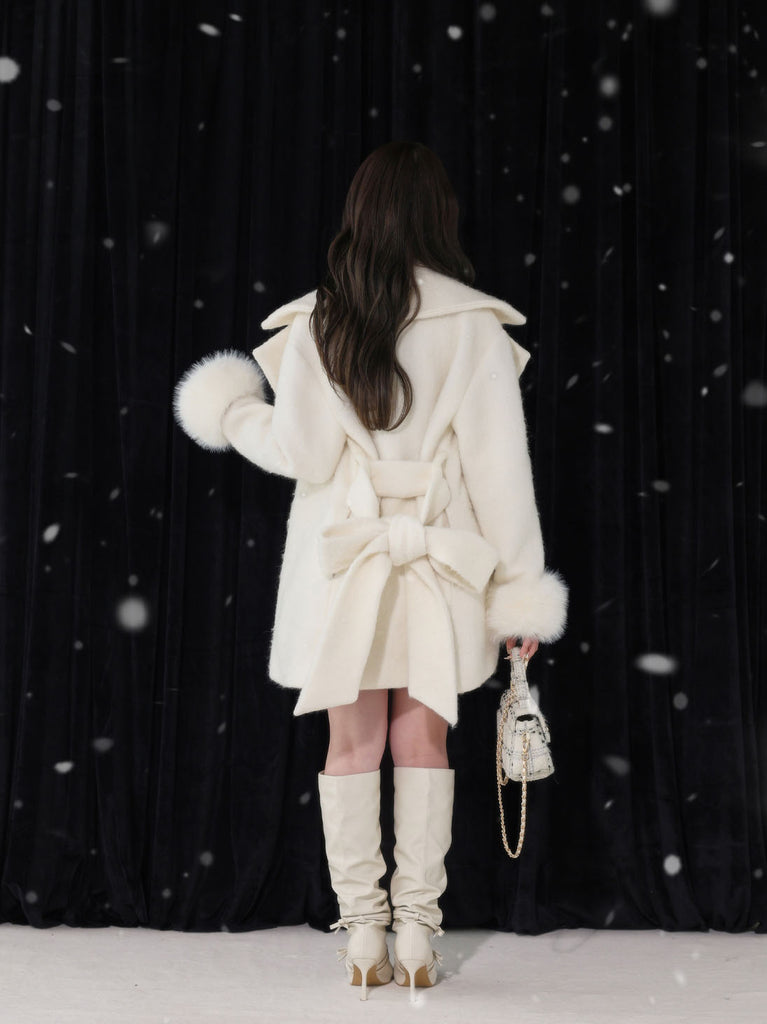 model：160cm　(size：F　color：Ivory)
