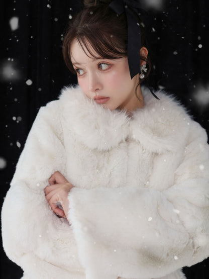 【Pre Order】Luxe fur fit line flare coat(eme11161)
