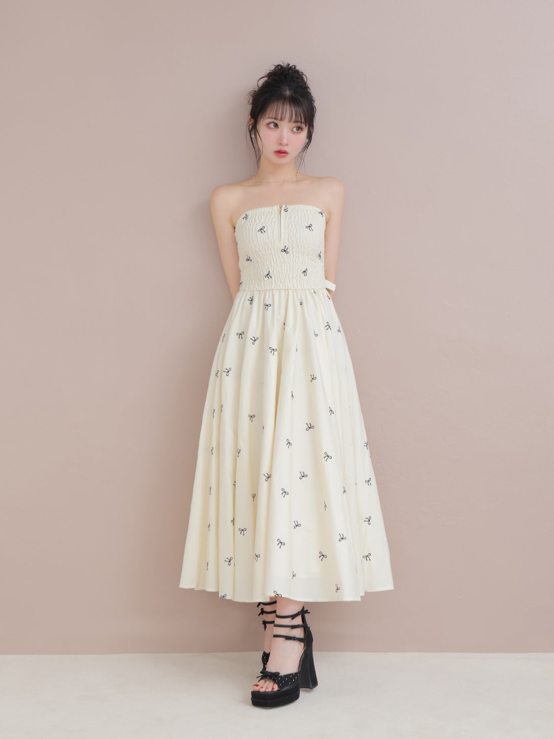 Ribbon embroidery shirring one piece(eme10391)