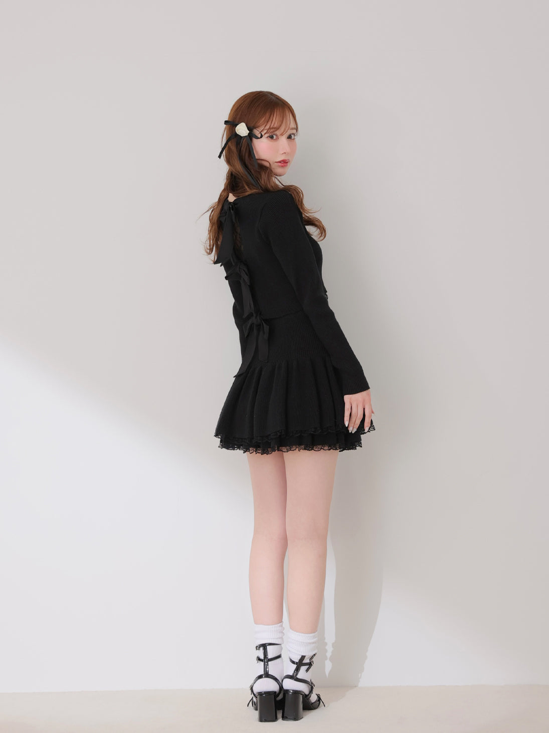 model：162cm　(size：F　color：Black)