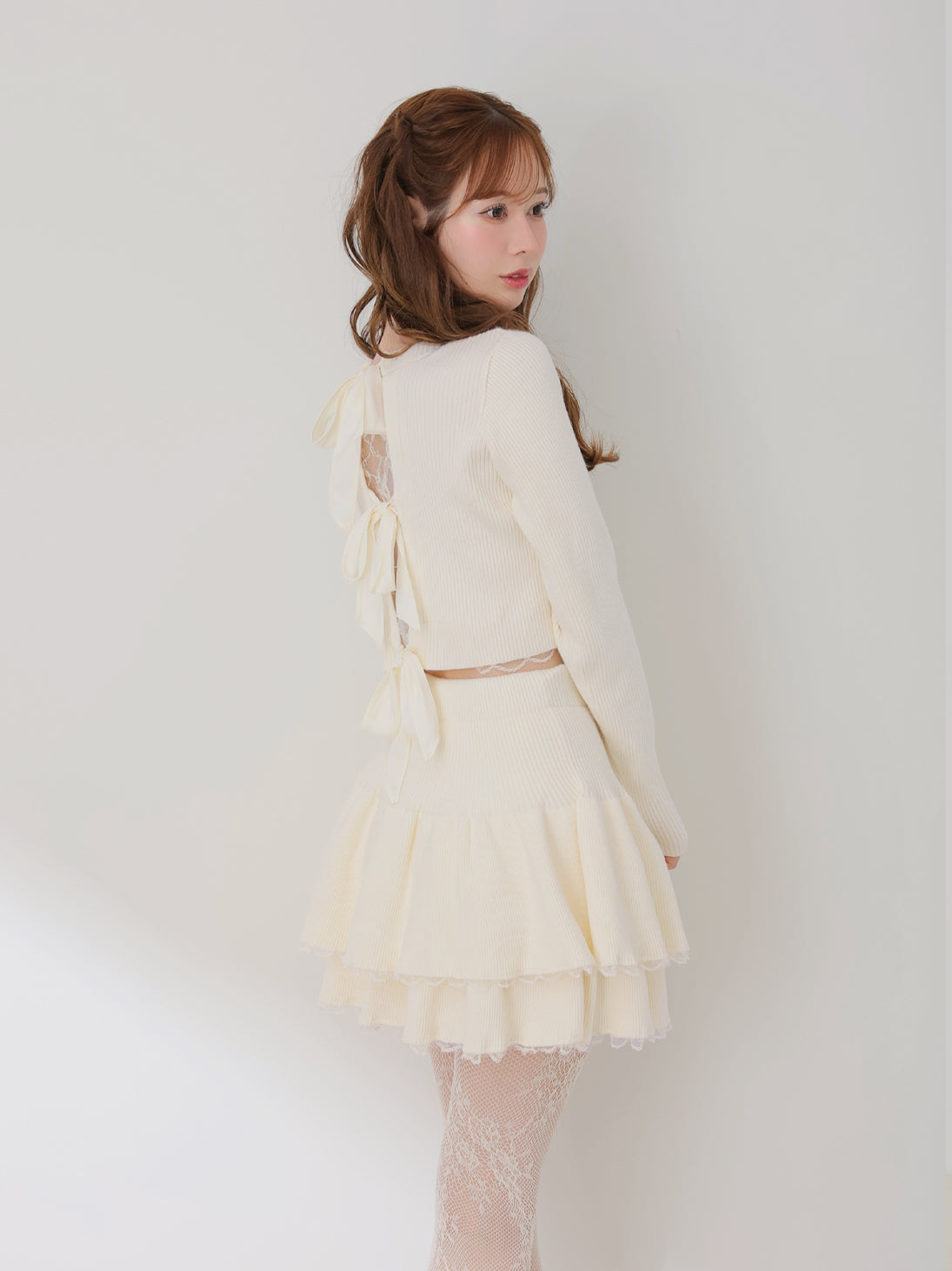model：162cm　(size：F　color：Ivory)