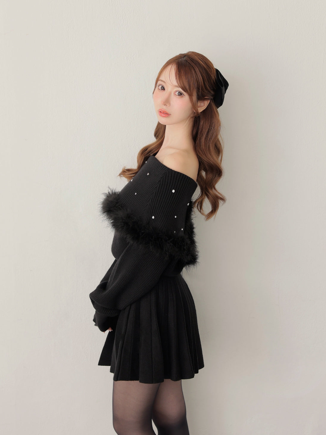 Fur bijou off shoulder mini onepiece(eme10483)