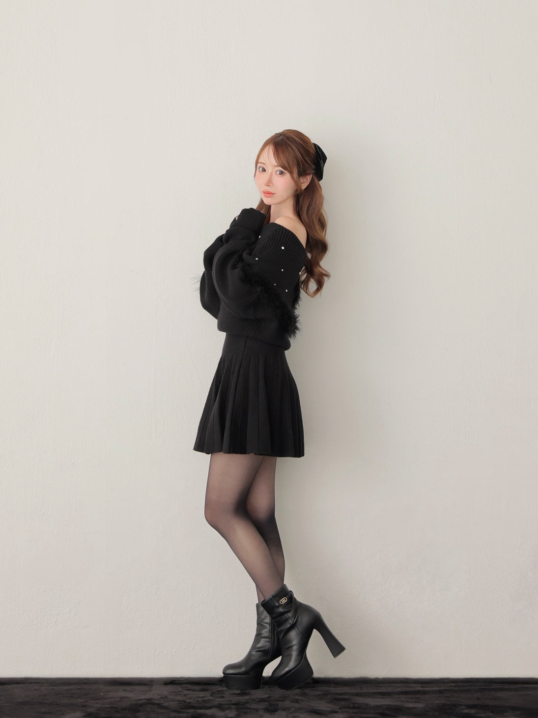 Fur bijou off shoulder mini onepiece(eme10483)