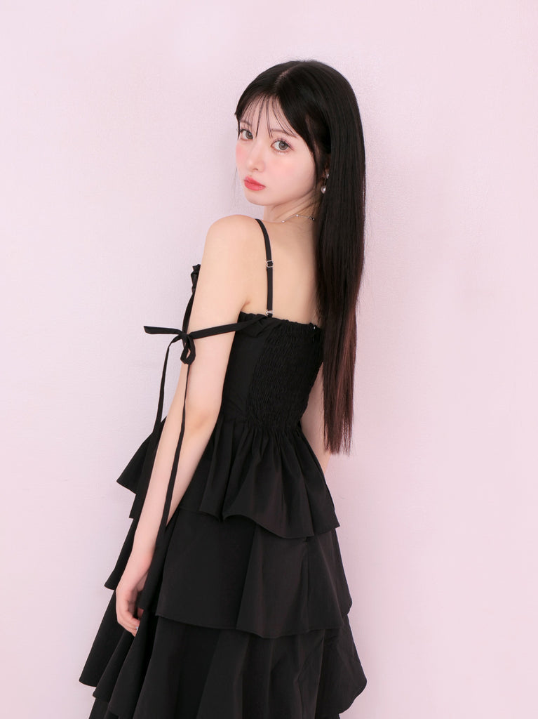 Side ribbon tiered onepiece(eme10497)
