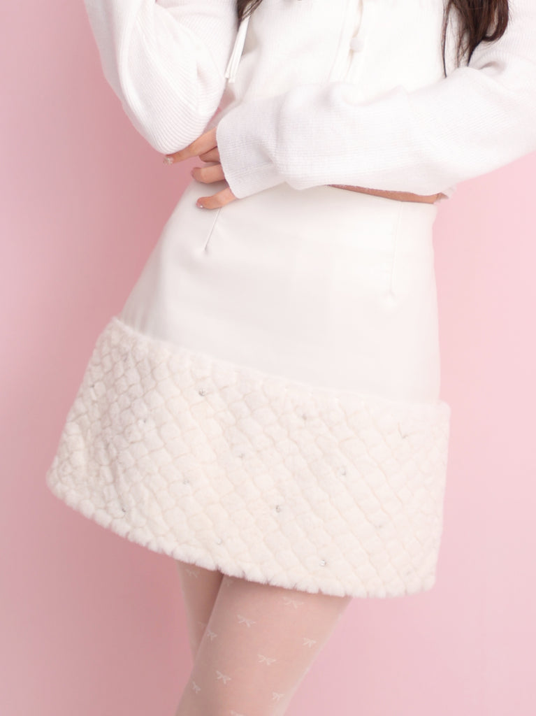 【SALE】Fake leather docking mini skirt(eme10530)