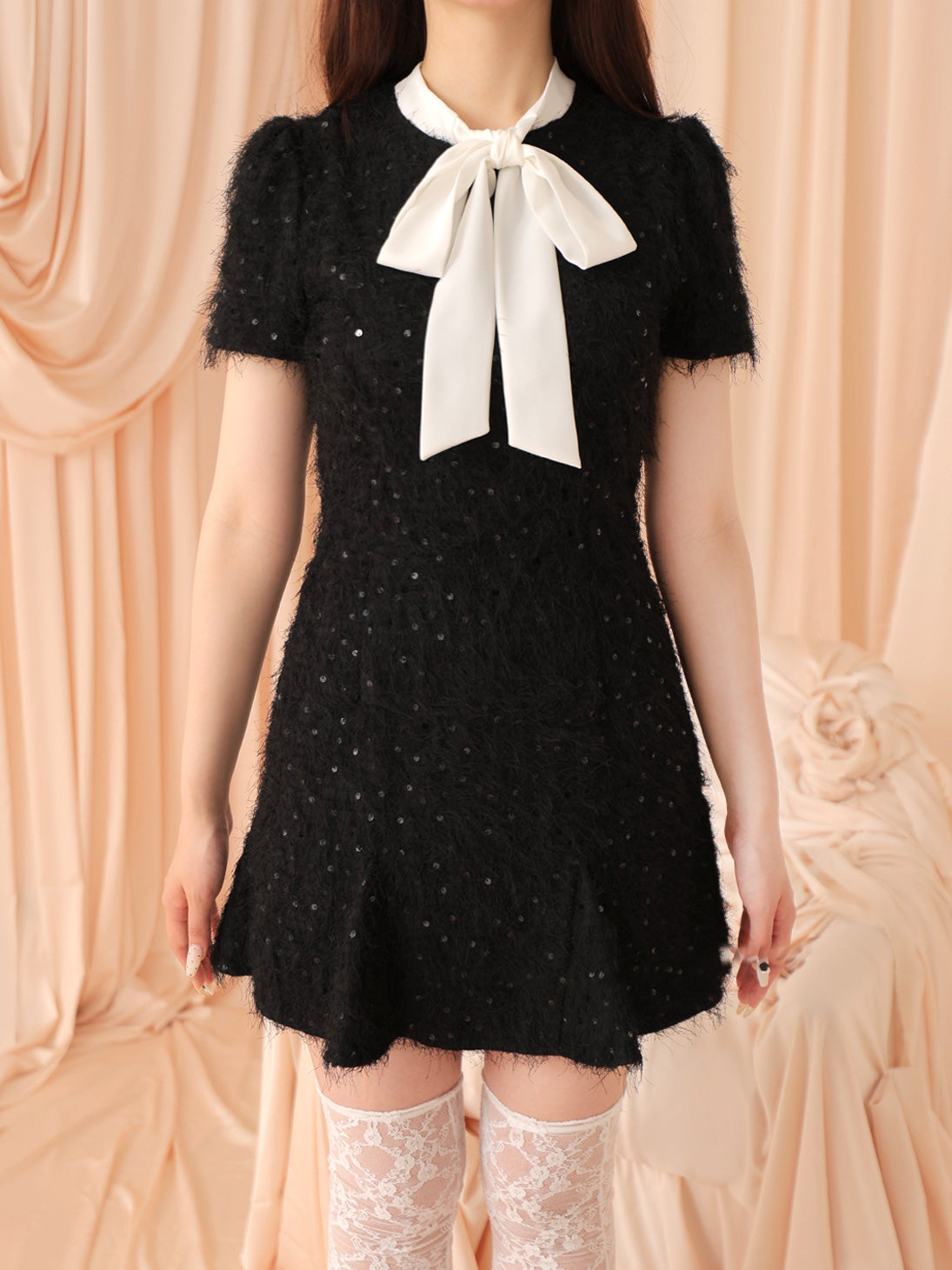 Feather sequin mini onepiece(eme10548)