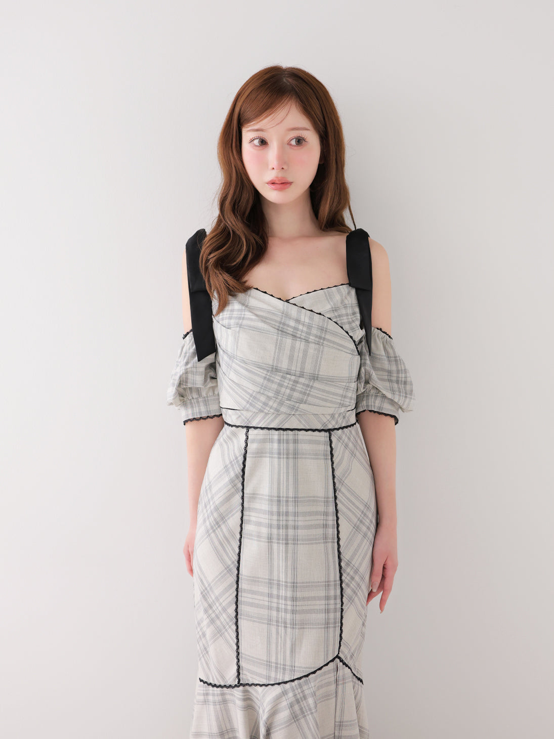 model：160cm　(size：F　color：Glay)
