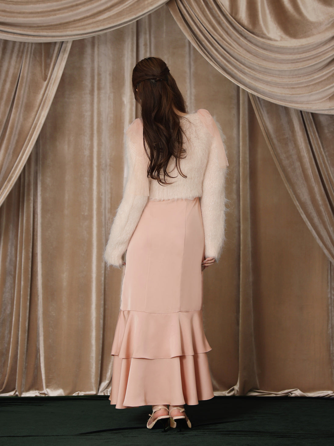 【Pre Order】Lame shaggy knit ensemble satin onepiece(eme10557)