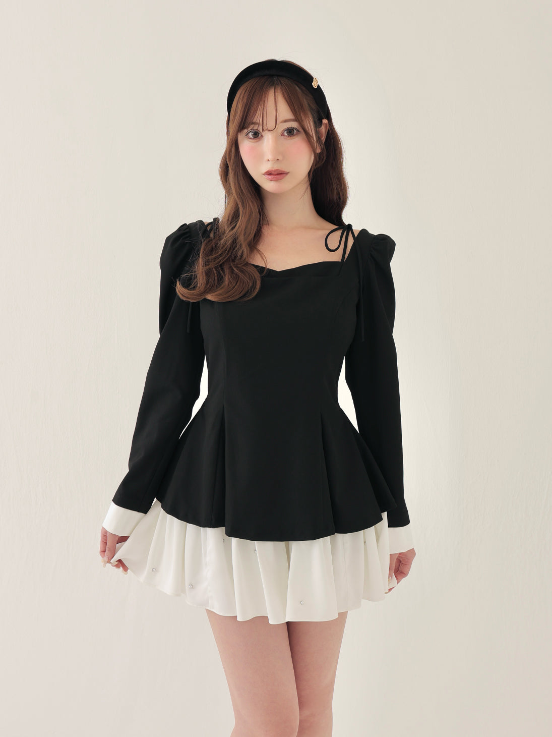 Square neck puff mini onepiece(eme10565)