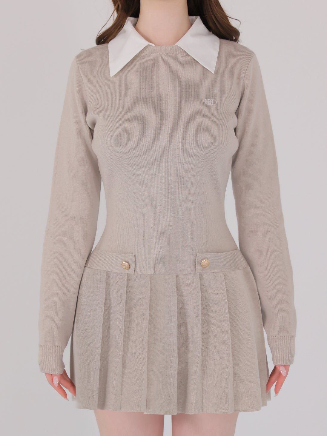 【Pre Order】Noble line pleated mini onepiece(eme10571)
