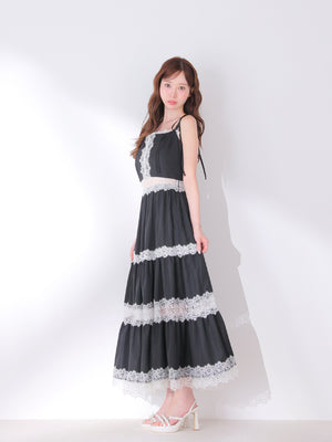 model：162cm　(size：F　color：Black)