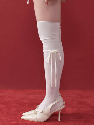 color：White