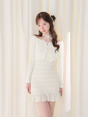 model：162cm　(size：F　color：Ivory)