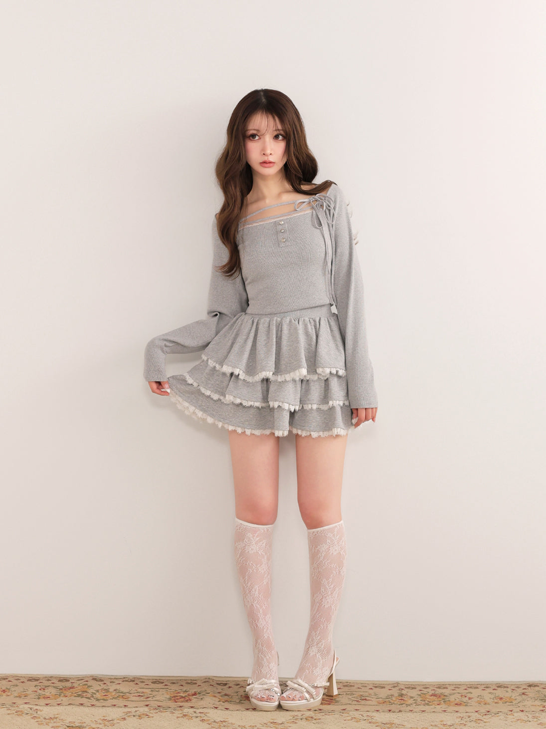 model：160cm　(size：F　color：Gray)
