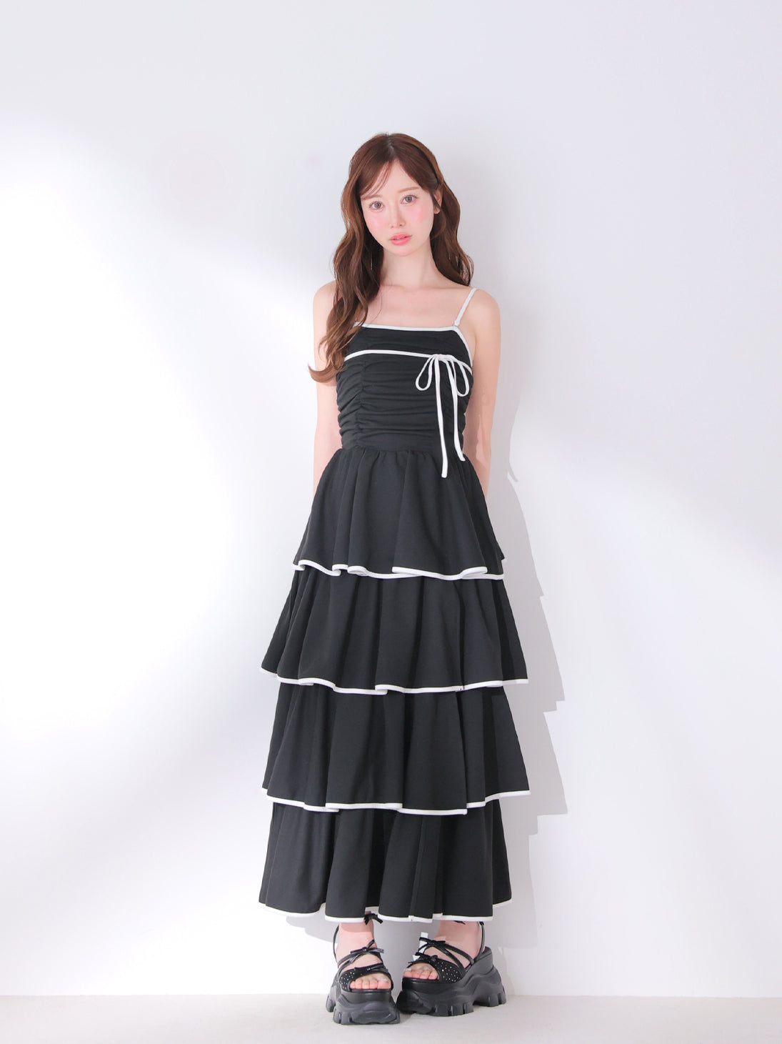 model：162cm　(size：F　color：Black)