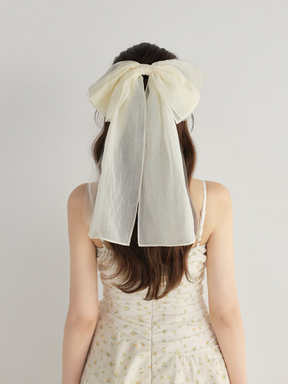 color：Ivory