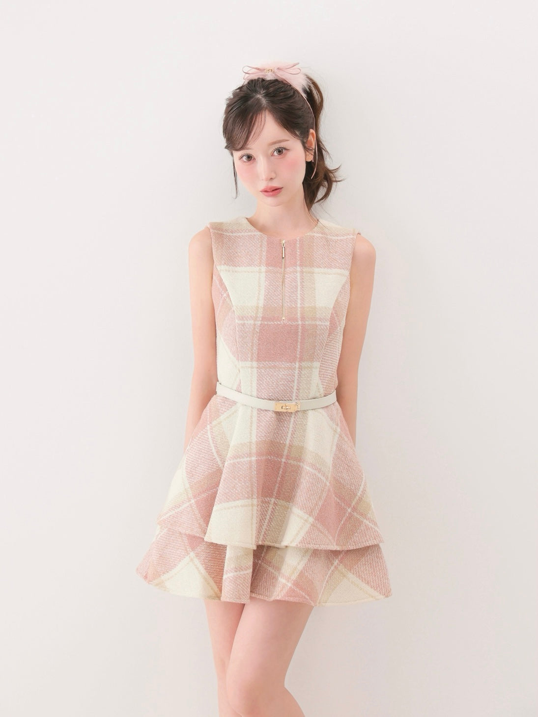 model：162cm　(size：F　color：Pink)