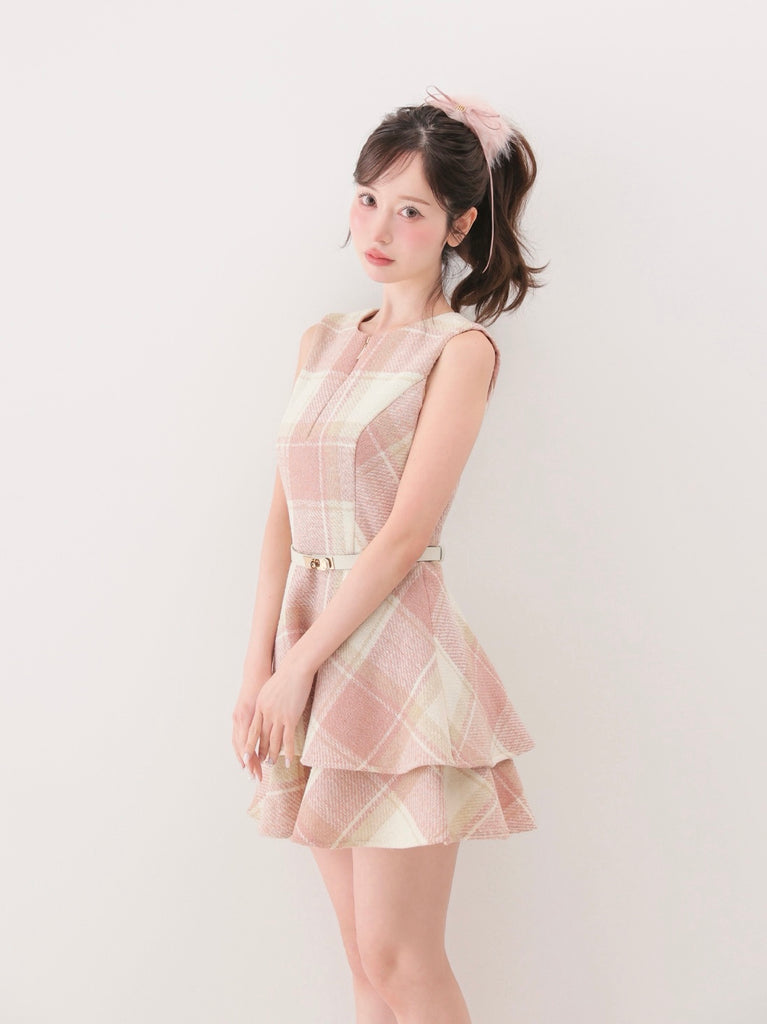 model：162cm　(size：F　color：Pink)