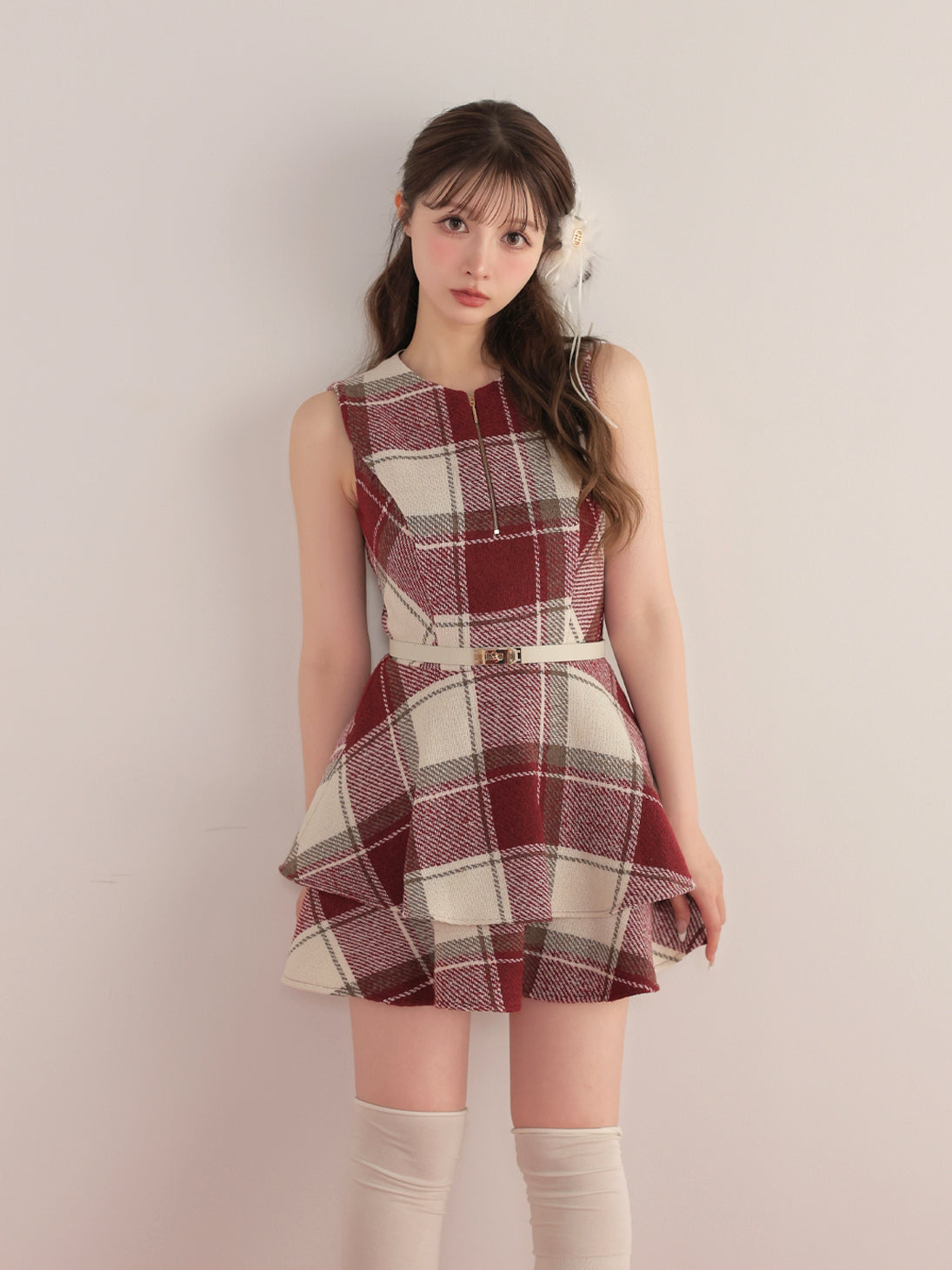 model：160cm　(size：F　color：Red)
