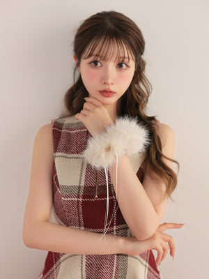 color：Ivory