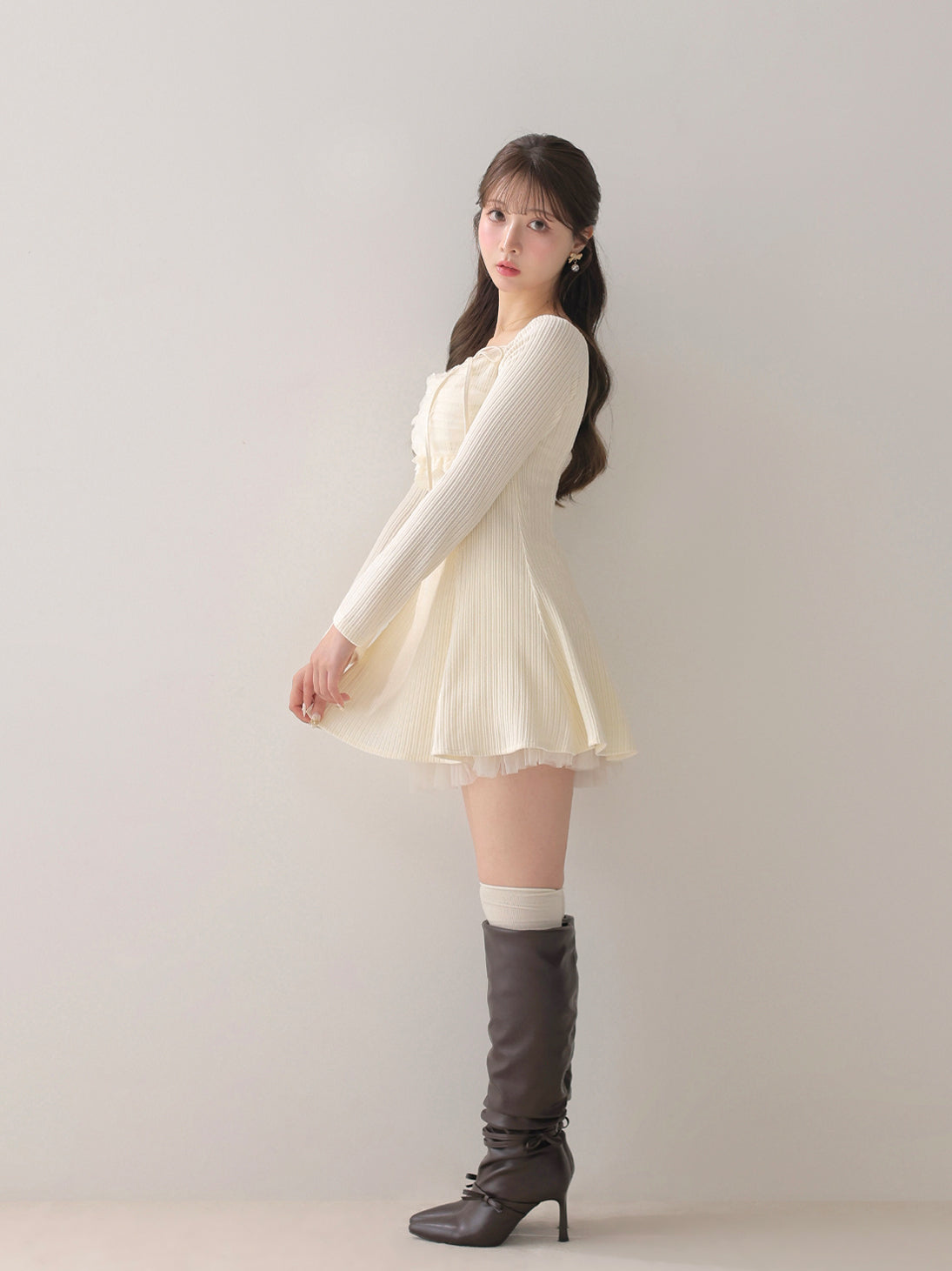 model：160cm　(size：F　color：Ivory)