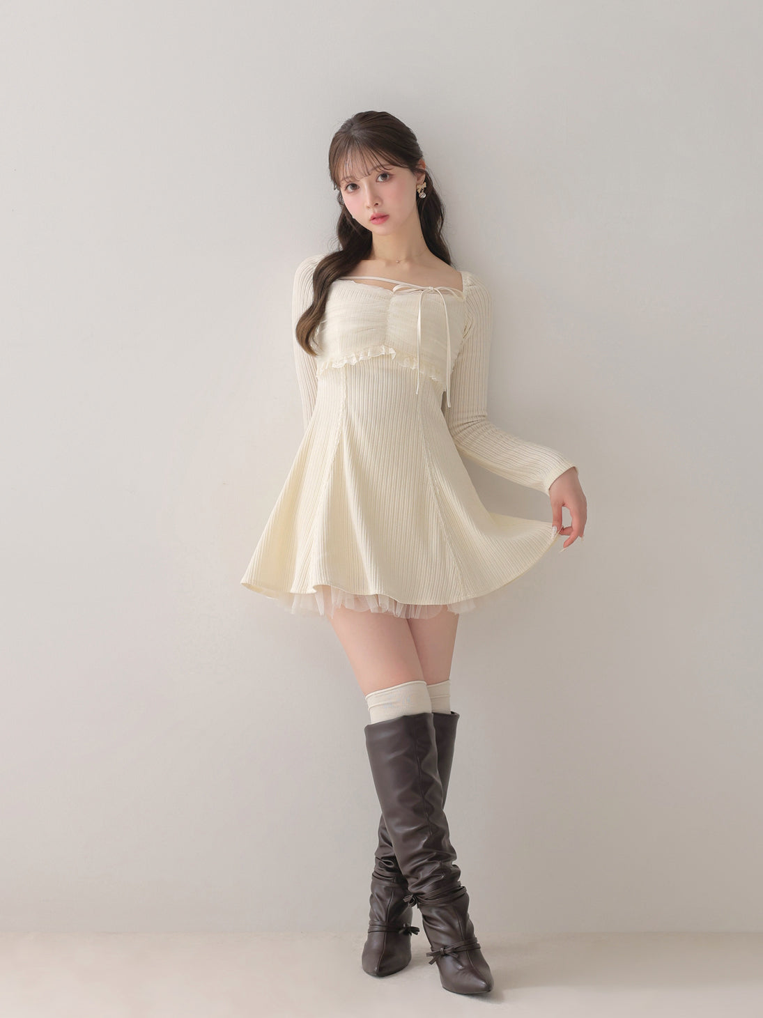 model：160cm　(size：F　color：Ivory)