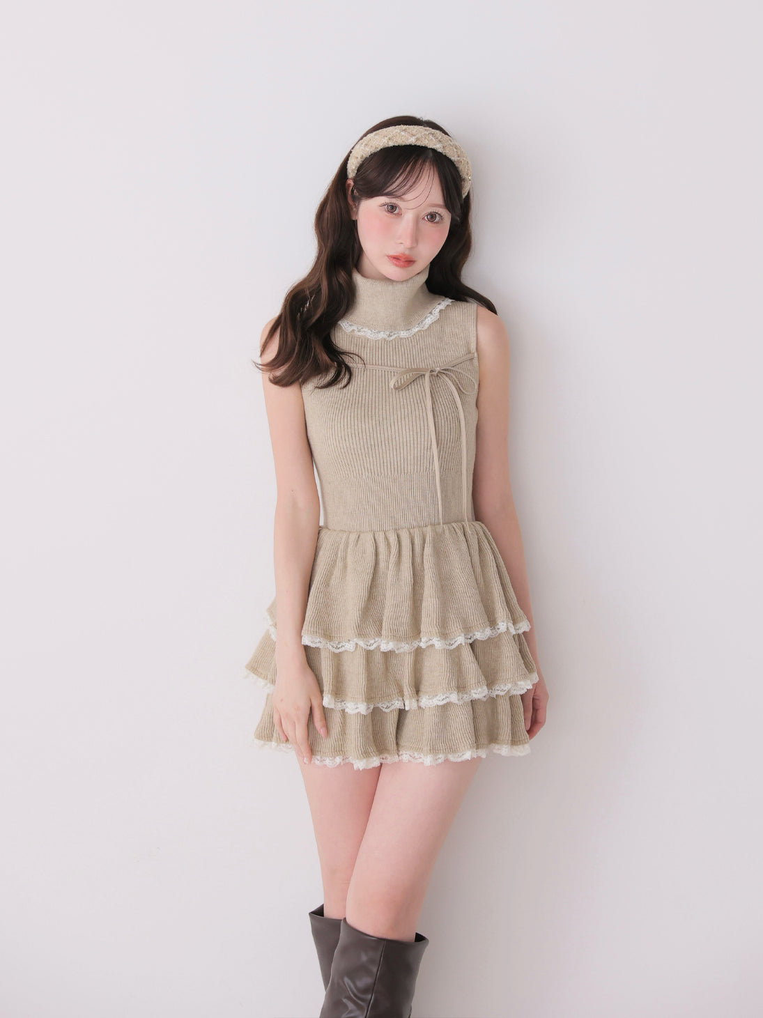 model：162cm　(size：F　color：Beige)