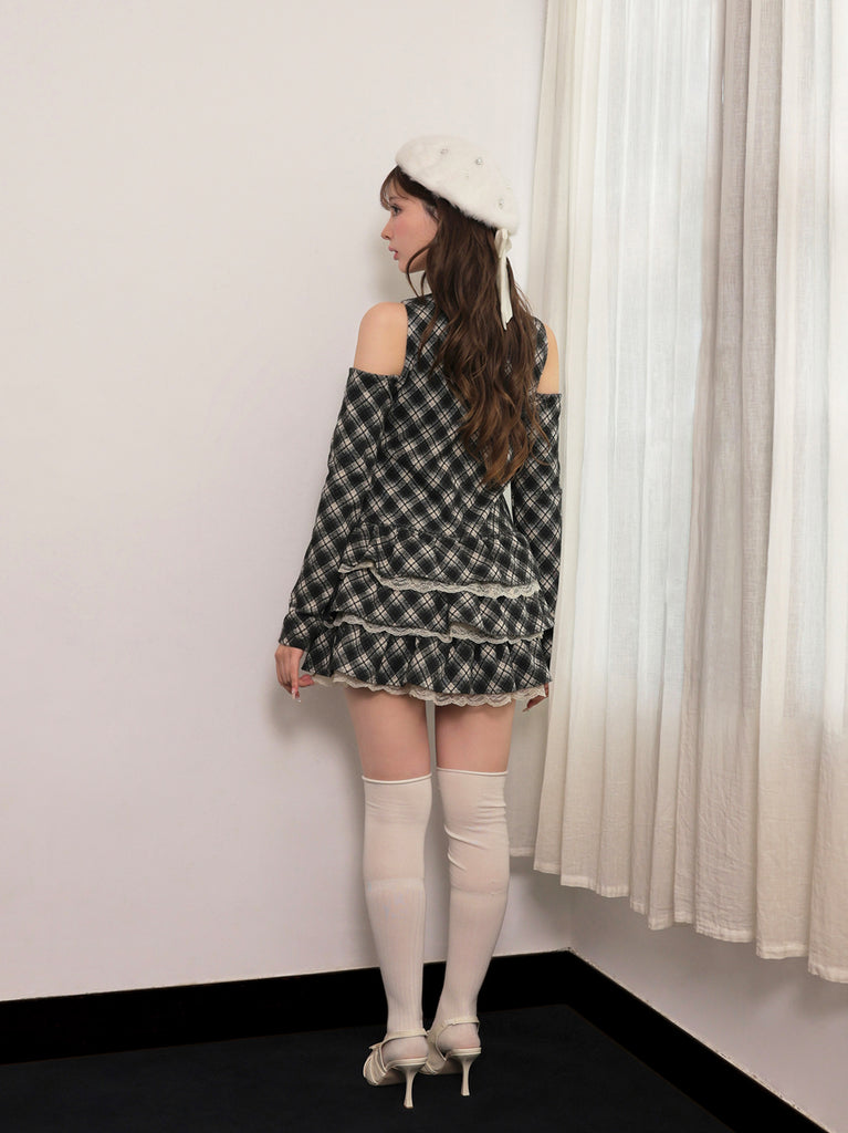 model：160cm　(size：F　color：Beige)