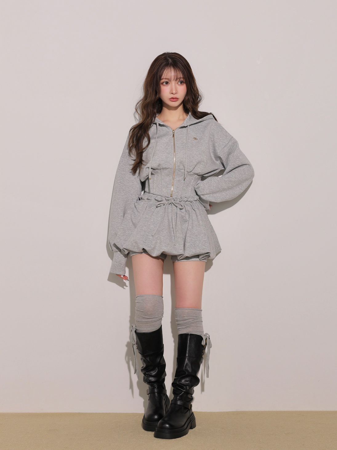 model：160cm　(size：F　color：Gray)
