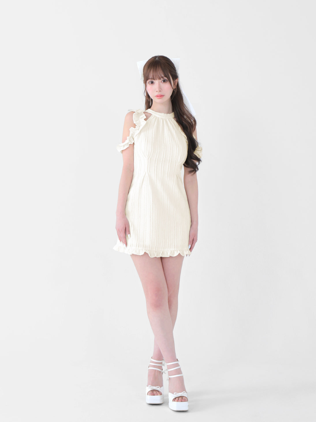 model：160cm　(size：F　color：Ivory)