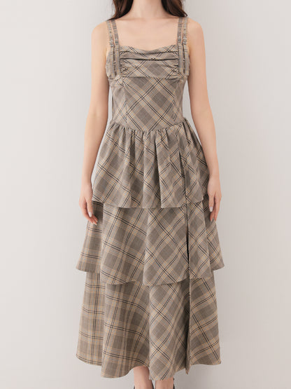 model：162cm　(size：F　color：Beige)