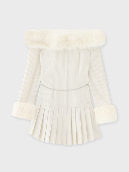 【Pre Order】Off shoulder fur pleated onepiece(eme10731)