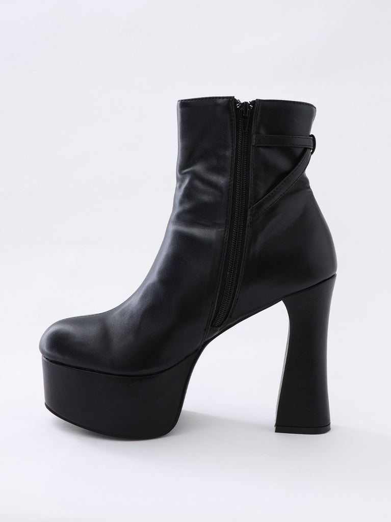 Emblem charm platform short boots(eme10728)