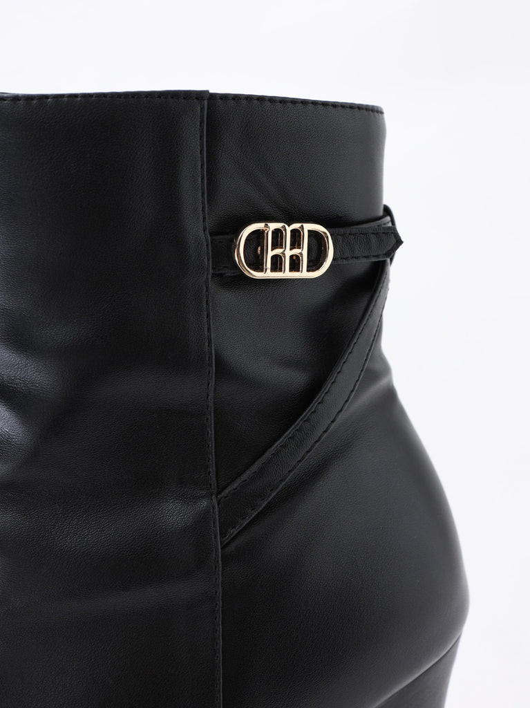 Emblem charm platform short boots(eme10728)