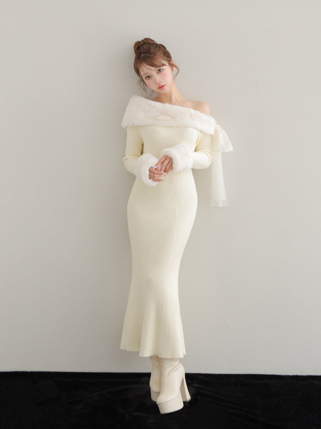 Fur shoulder mermaid onepiece(eme10739)