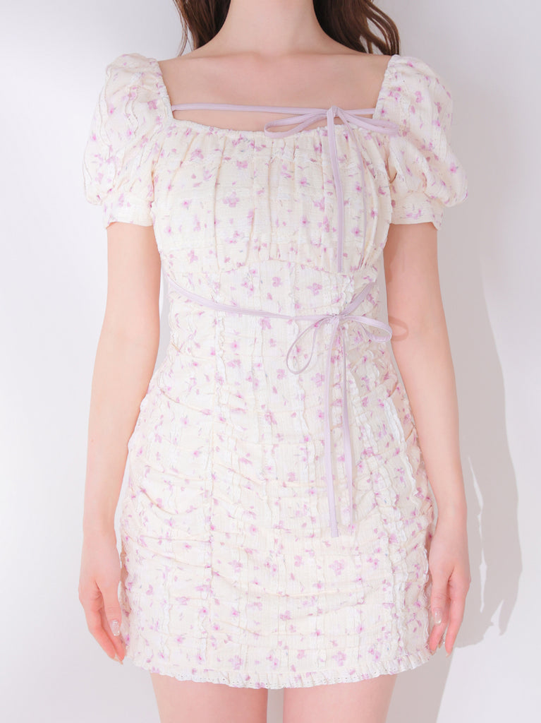 model：162cm　(size：F　color：Lavender)