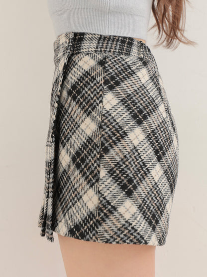 【Pre Order】Classic check pleated skort(eme10751)