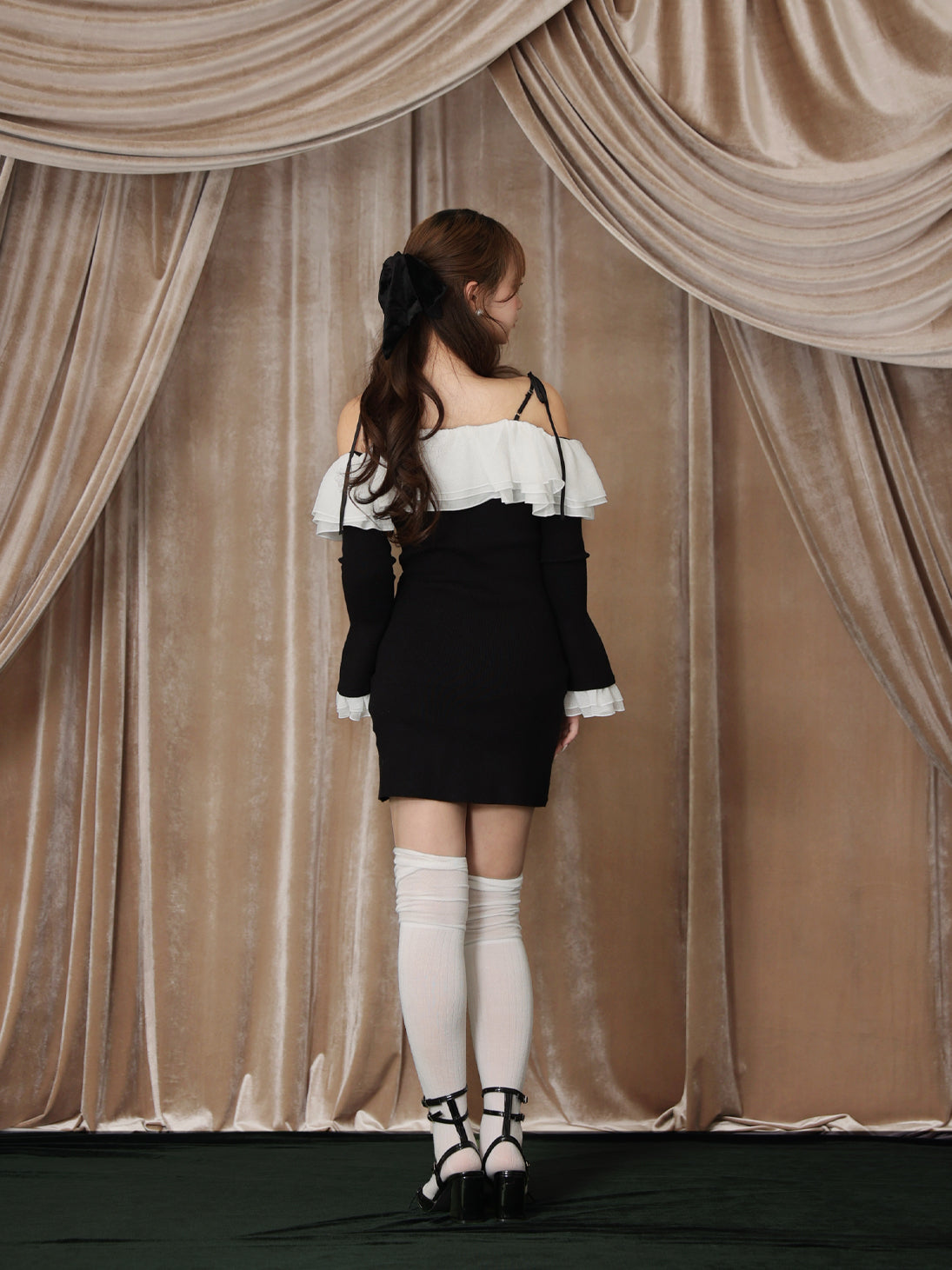 Noir frill ribbon ｍini onepiece(eme10755)