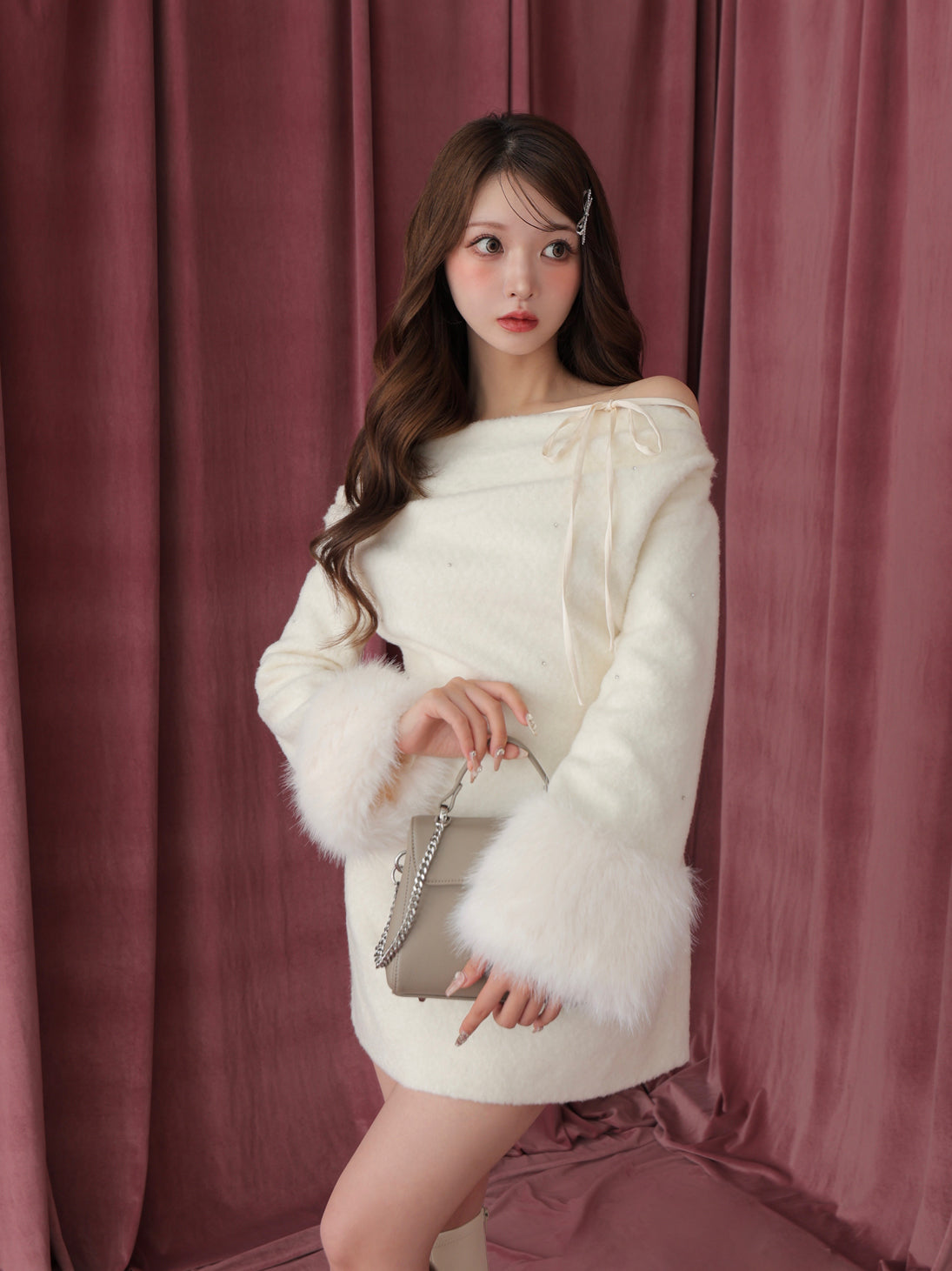 Fur jeweled ribbon mini onepiece(eme10762)