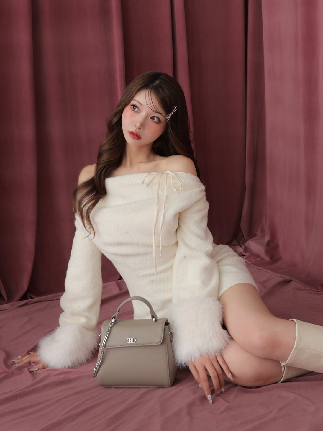 Fur jeweled ribbon mini onepiece(eme10762)