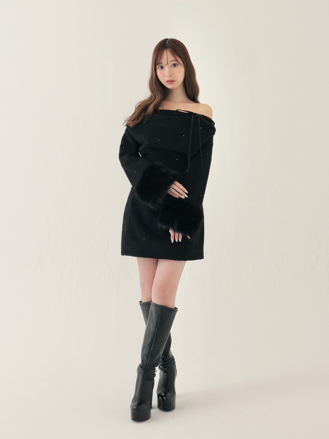 Fur jeweled ribbon mini onepiece(eme10762)