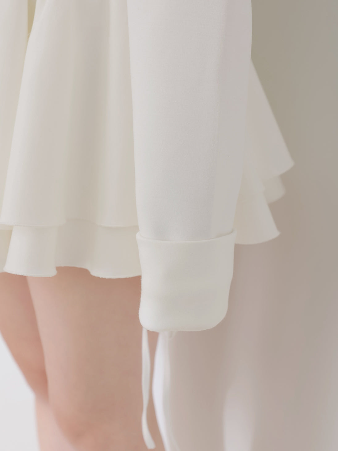 Airy smooth ribbon pullover(eme10767)