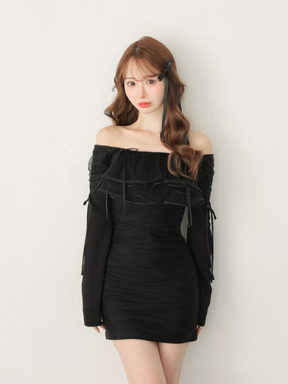 model：162cm　(size：F　color：Black)