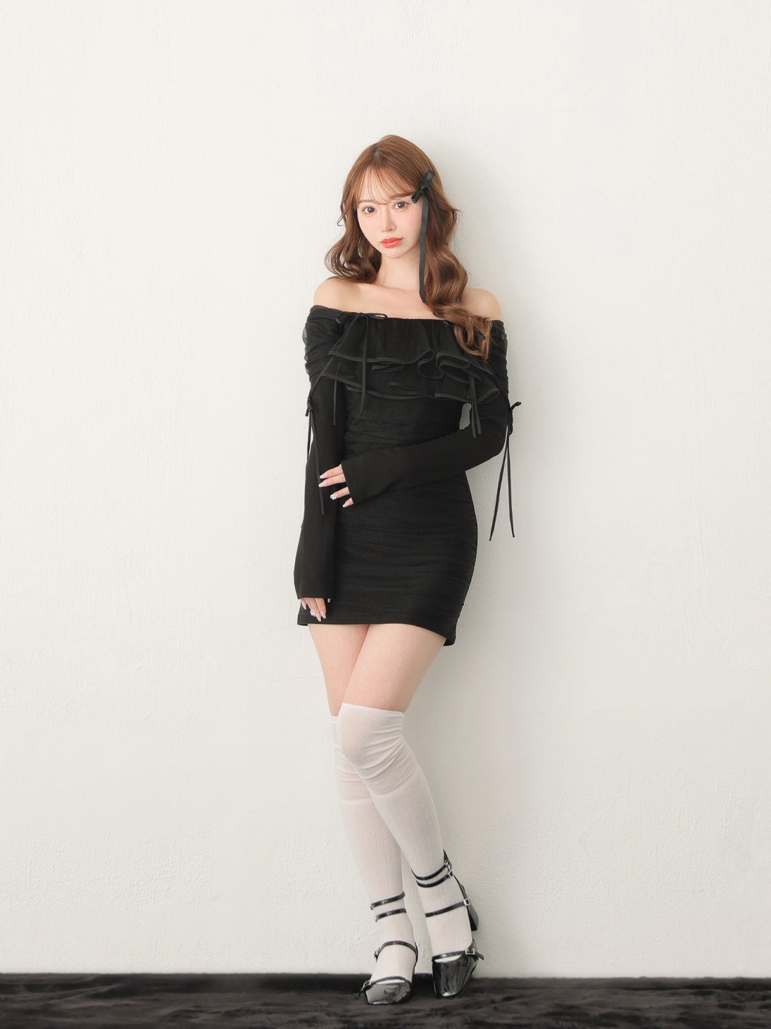 model：162cm　(size：F　color：Black)