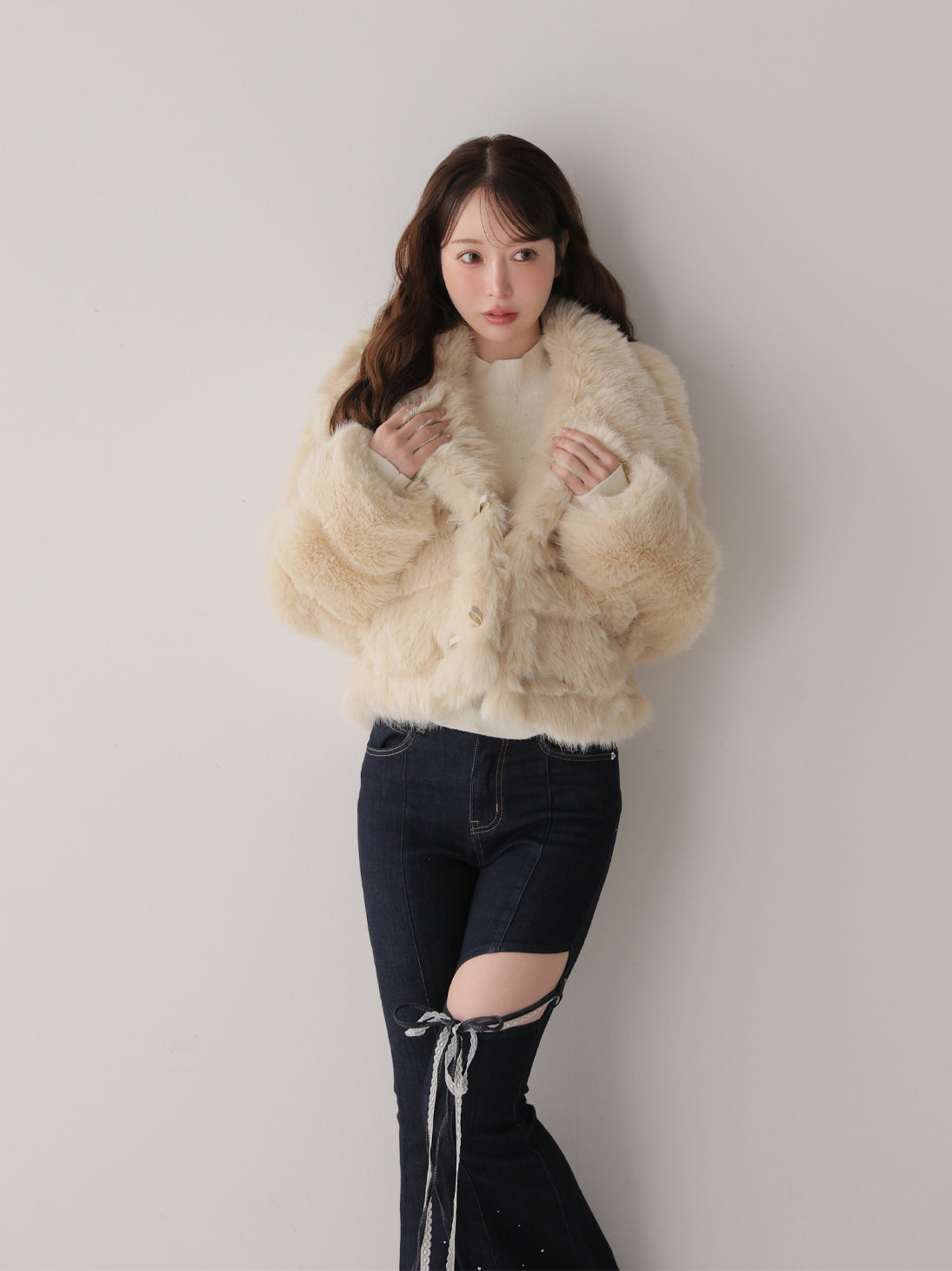 model：162cm　(size：F　color：Beige)