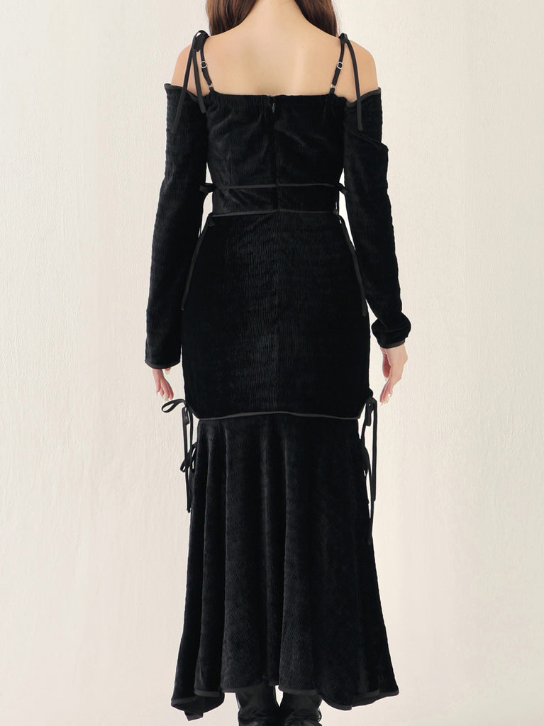 Side ribbon cutout onepiece(eme10783)