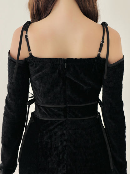 Side ribbon cutout onepiece(eme10783)